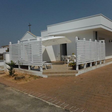 Casa Vacanze Da Franco Torre San Giovanni Ugento Exteriör bild